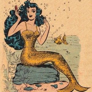 Meet your Posher, Debbie